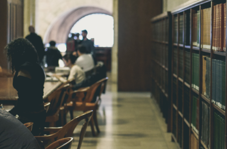 come scrivere una tesi di laurea